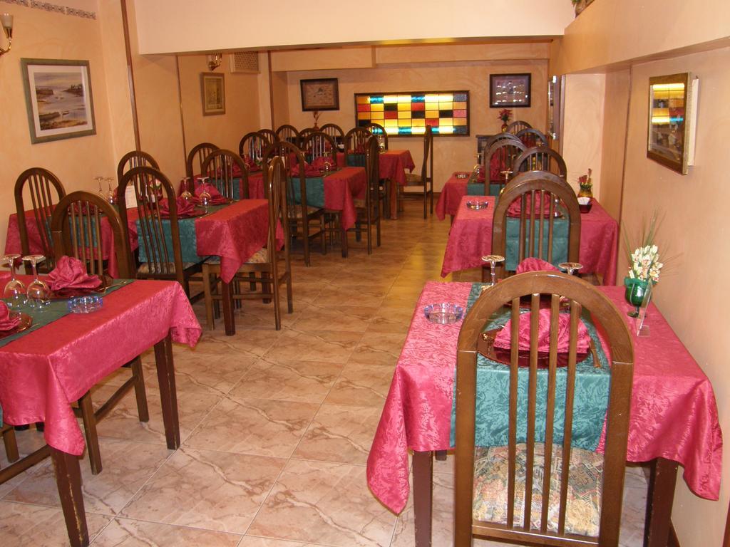 Hostal El Pesquero Burgos Exterior foto